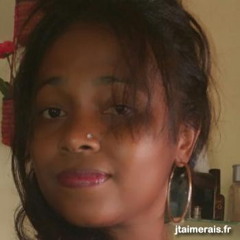 nanicia - date a French, 100% free nanicia