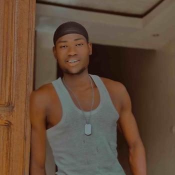 zalo2050 - date a French, 100% free zalo2050