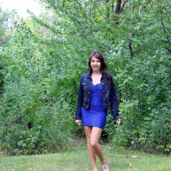 Angela013 - date a French, 100% free Angela013