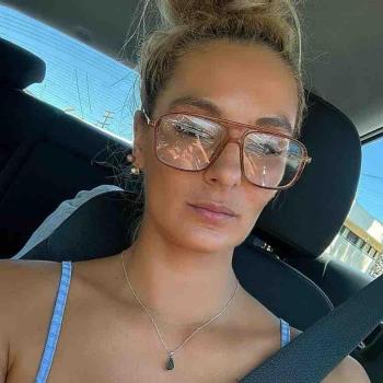 aureliajones - date a French, 100% free aureliajones