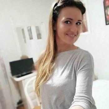 Adelinemonzel01 - date a French, 100% free Adelinemonzel01