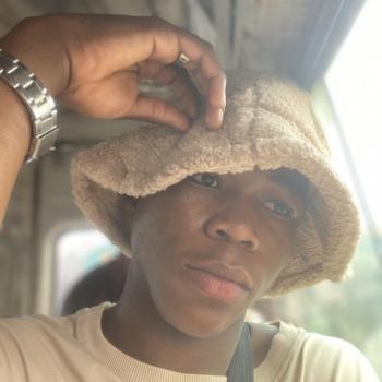 AJClaver - date a French, 100% free AJClaver