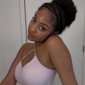 Roseange - date a French, 100% free Roseange