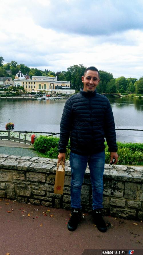 samy69700 - date a French, 100% free samy69700