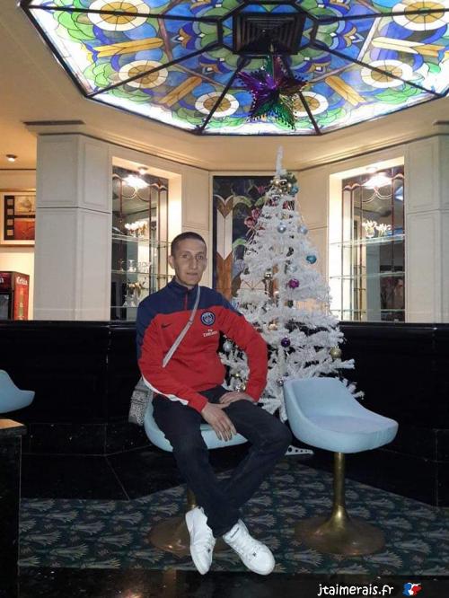 amirouchk - date a French, 100% free amirouchk