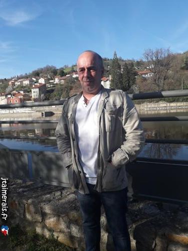 eric437 - date a French, 100% free eric437