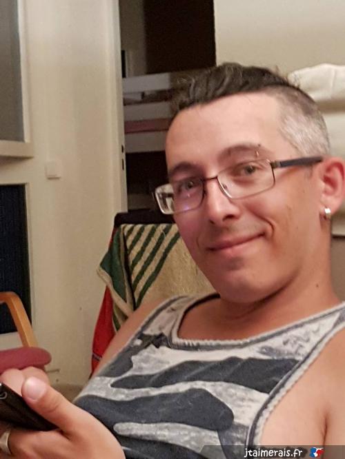 keito - date a French, 100% free keito