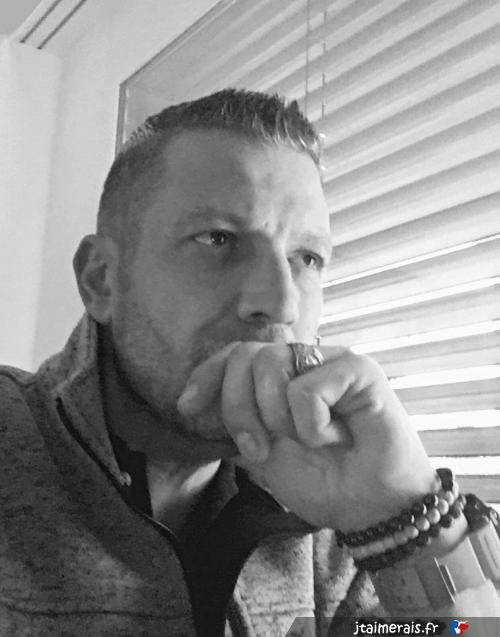 cedric10 - date a French, 100% free cedric10