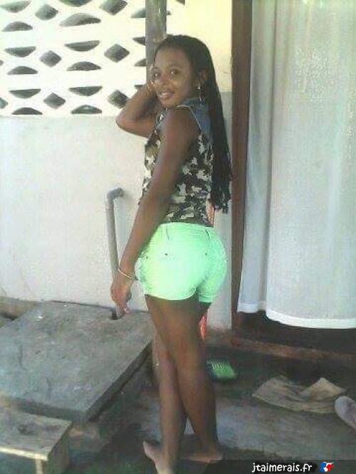 adjanie24 - date a French, 100% free adjanie24