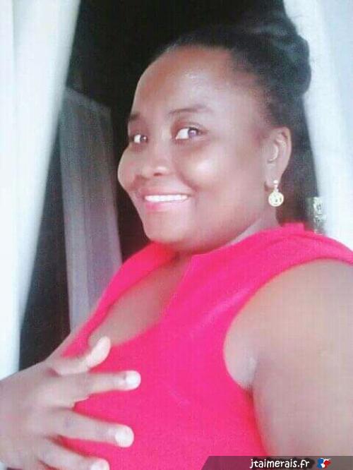 adhjani13 - date a French, 100% free adhjani13