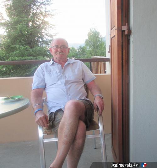 bigjoe1949 - date a French, 100% free bigjoe1949