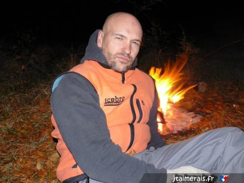 tony223 - date a French, 100% free tony223