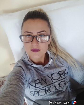 celine30 - date a French, 100% free celine30