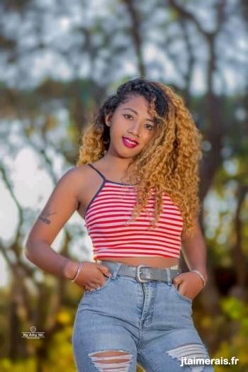 johana23 - date a French, 100% free johana23