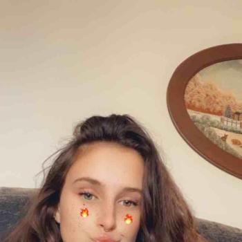 Alyssia29 - date a French, 100% free Alyssia29