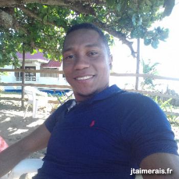 chris93 - date a French, 100% free chris93