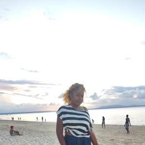 lari13 - date a French, 100% free lari13