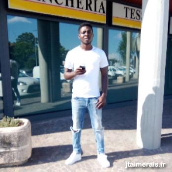 armel12 - date a French, 100% free armel12