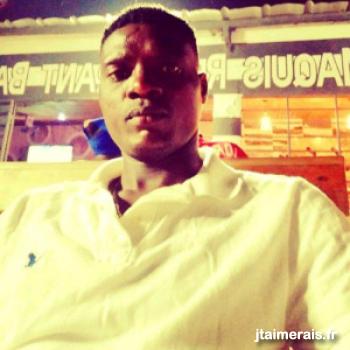 azal22 - date a French, 100% free azal22